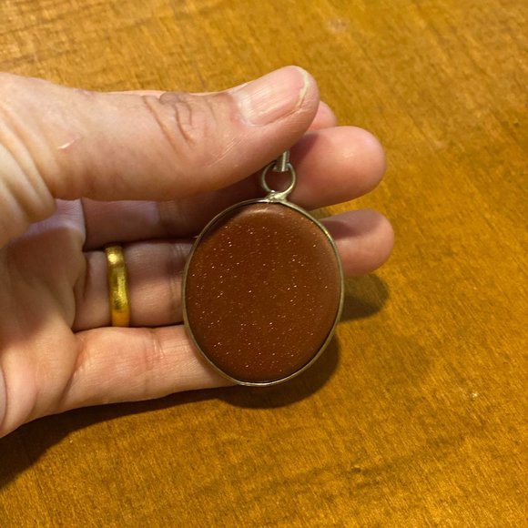 Natural Red Sparkling Sandstone Pendant. - Picture 6 of 6